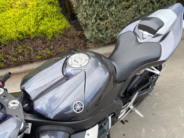 2004 Yamaha YZF-R1 Black