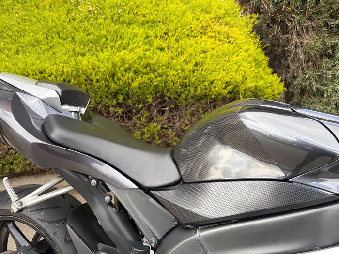 2004 Yamaha YZF-R1 Black