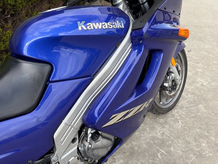 2002 Kawasaki ZZ-R250 (EX250) Blue