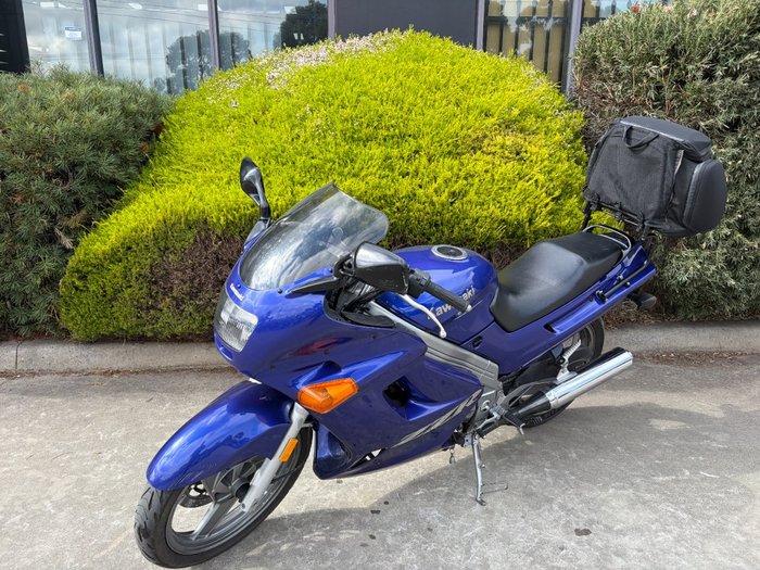2002 Kawasaki ZZ-R250 (EX250) Blue