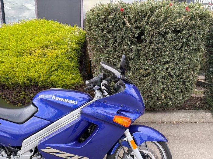 2002 Kawasaki ZZ-R250 (EX250) Blue