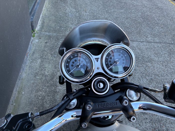 2023 Triumph BONNEVILLE T120 BLUE