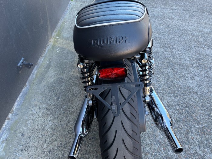 2023 Triumph BONNEVILLE T120 BLUE