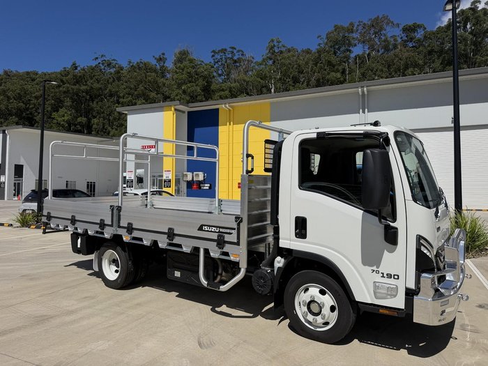 2026 Isuzu N Series NPR 70/45-190 AM D34 Tradepack