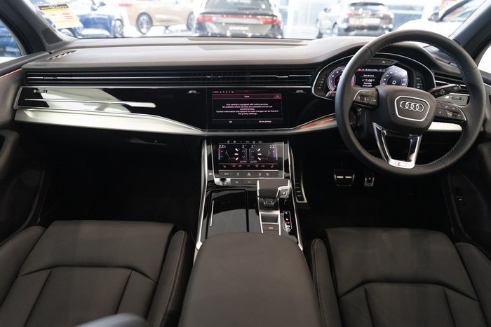 2025 Audi Q7 TFSI 250kW S line