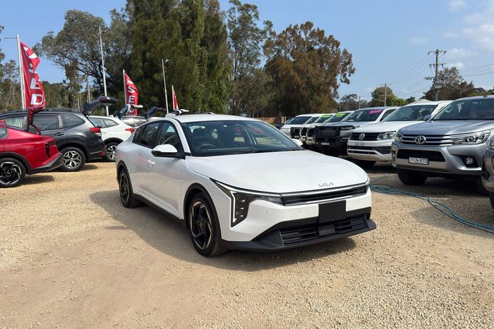 2024 Kia K4