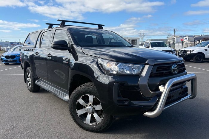 2021 Toyota Hilux SR