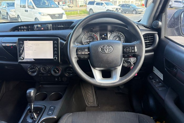 2021 Toyota Hilux SR