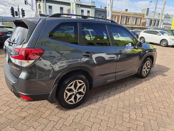 2020 Subaru Forester 2.5i