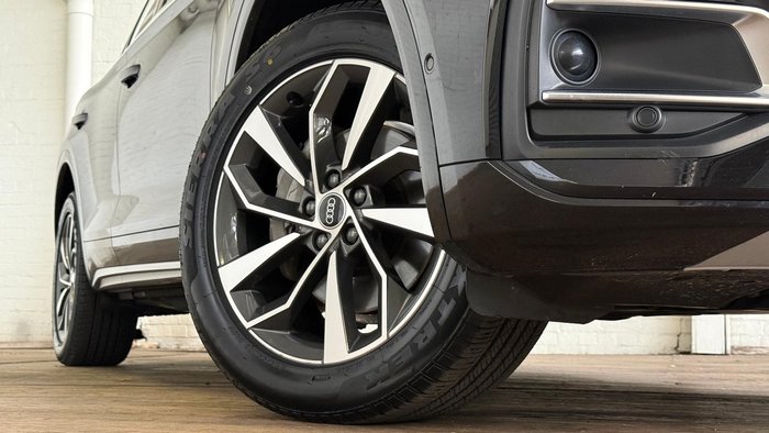 2023 Audi Q5 45 TFSI