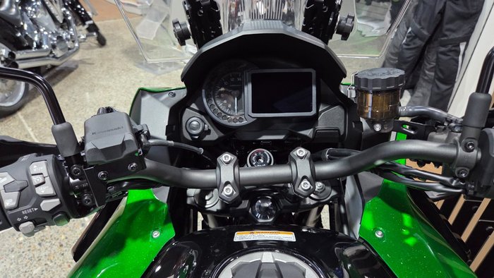 2025 Kawasaki VERSYS 1100 S Black