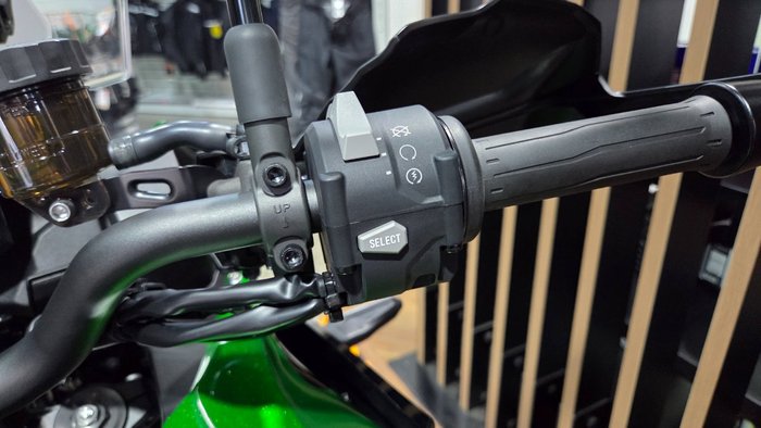 2025 Kawasaki VERSYS 1100 S Black