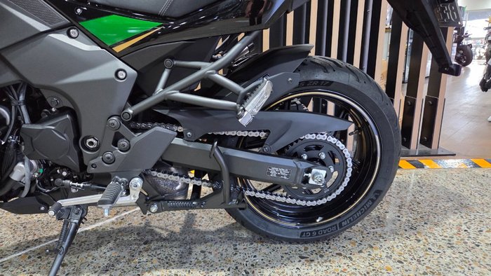 2025 Kawasaki VERSYS 1100 S Black