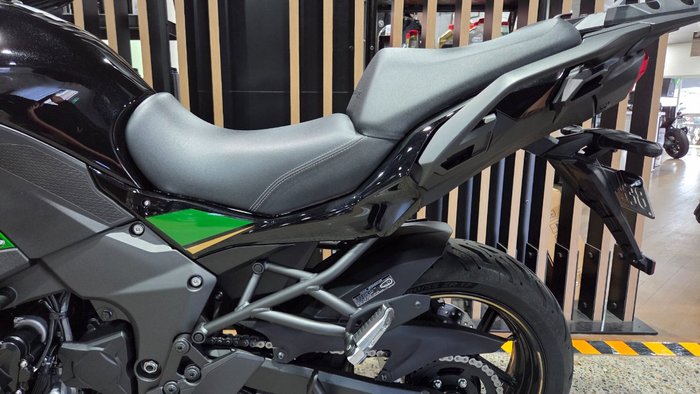 2025 Kawasaki VERSYS 1100 S Black