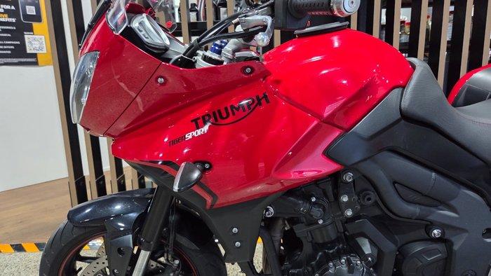 2016 Triumph TIGER SPORT 1050 RED