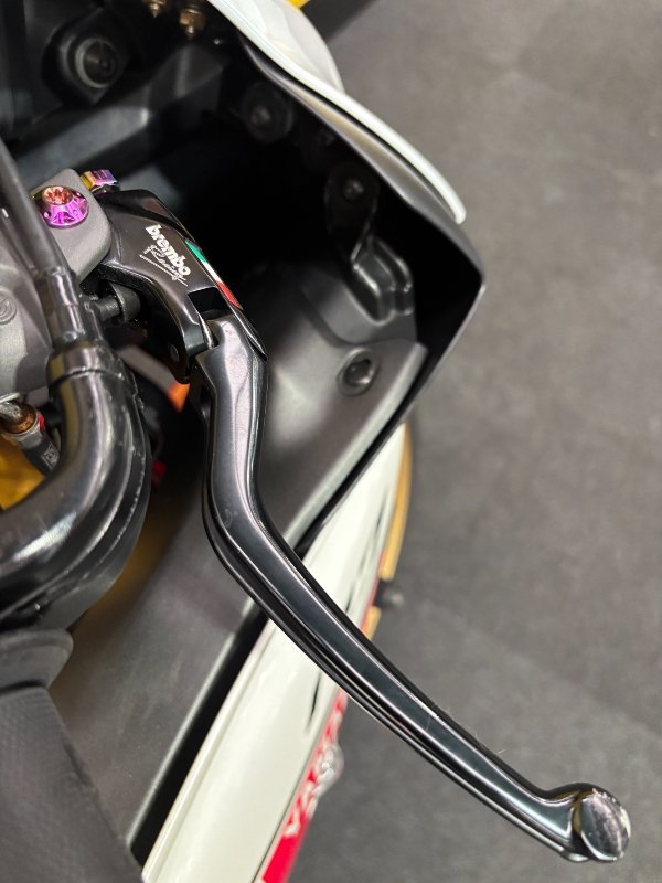 2022 Yamaha YZF-R7LA White