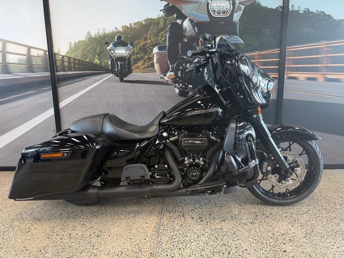 2020 Harley-Davidson Street Glide Special 114 (FLHXS)
