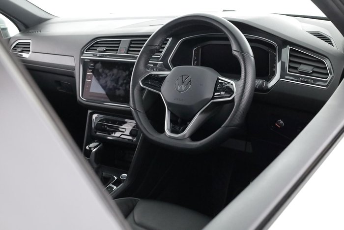 2023 Volkswagen Tiguan 162TSI R-Line