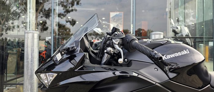 2025 Kawasaki Ninja 650 ABS Ninja Black