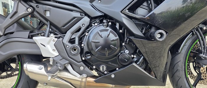 2025 Kawasaki Ninja 650 ABS Ninja Black