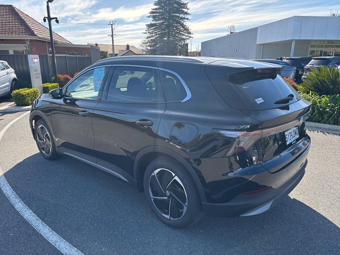 2026 MG MGS5 EV Essence 62 ZS3EM MY26 Black Pearl