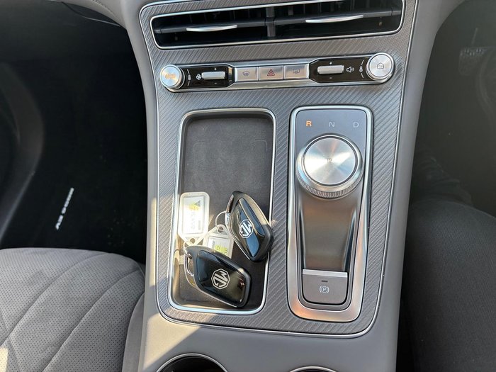 2026 MG MGS6 EV Essence IS3E MY26 AWD Stratford Gold
