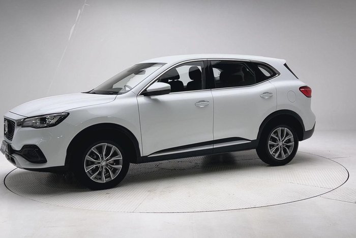 2021 MG HS
