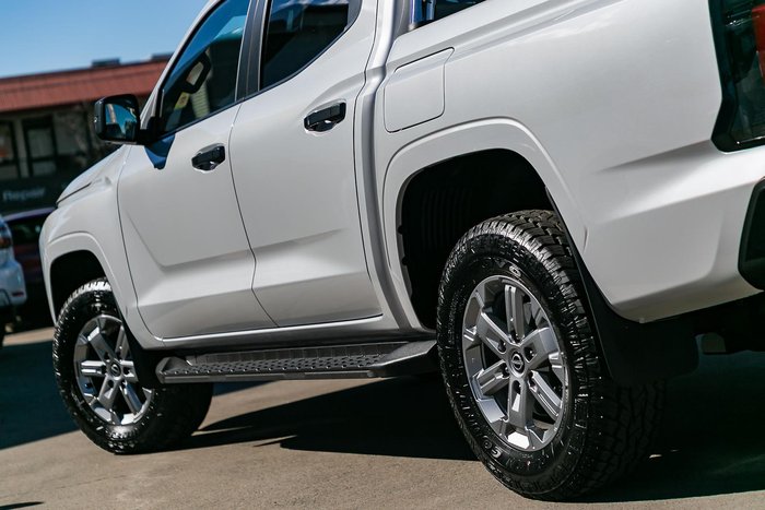 2026 Nissan Navara ST