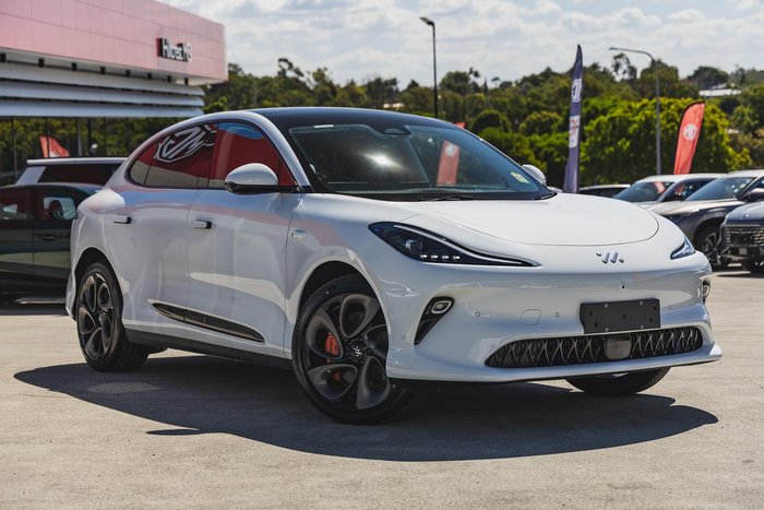 2025 MG IM6