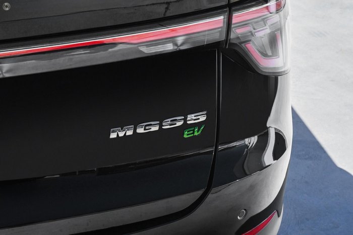 2025 MG MGS5 EV