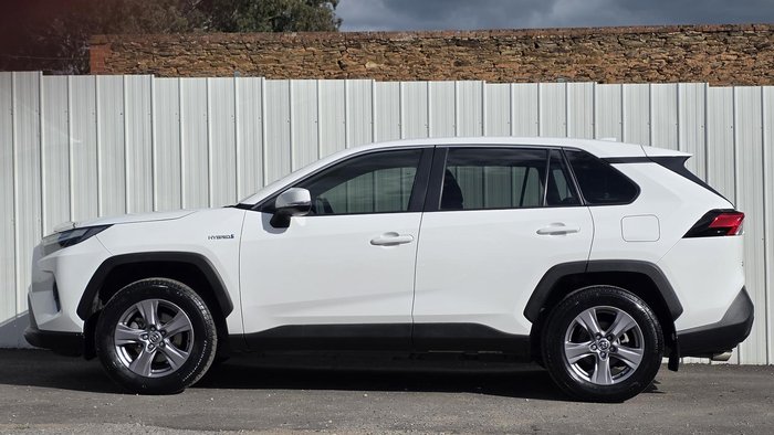 2022 Toyota RAV4 GX