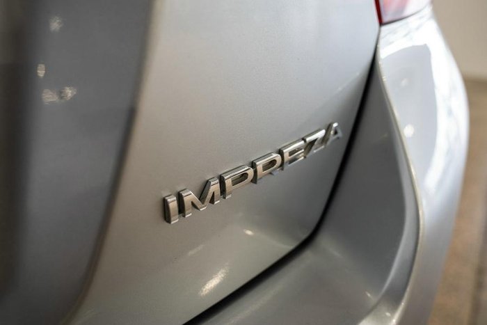 2012 Subaru Impreza 2.0i