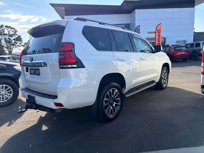 2022 Toyota LandCruiser Prado VX