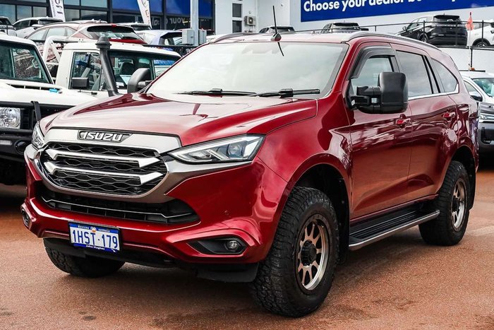 2022 Isuzu MU-X LS-T