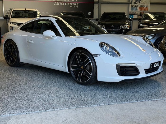 2017 Porsche 911 Carrera