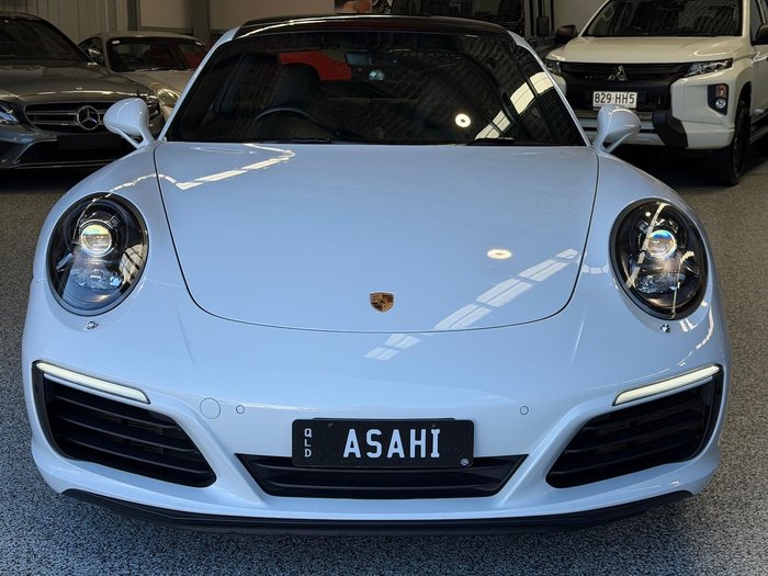 2017 Porsche 911 Carrera