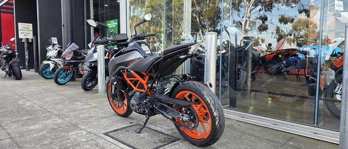 2022 KTM 390 Duke Duke Grey