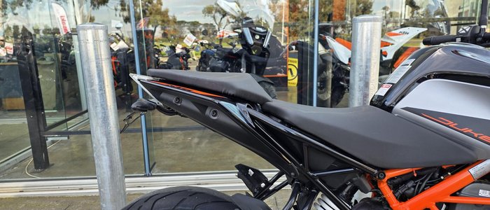 2022 KTM 390 Duke Duke Grey