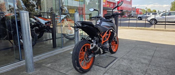 2022 KTM 390 Duke Duke Grey
