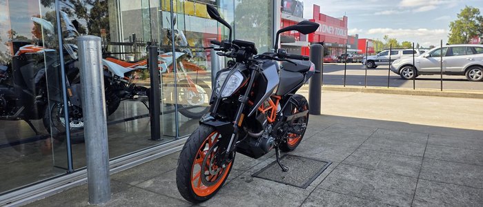 2022 KTM 390 Duke Duke Grey