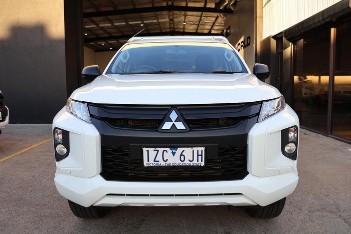 2023 Mitsubishi Triton GLX