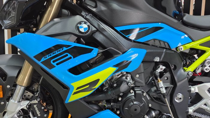 2026 BMW Motorrad S 1000 R BLUE