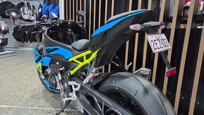 2026 BMW Motorrad S 1000 R BLUE