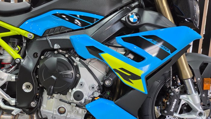 2026 BMW Motorrad S 1000 R BLUE