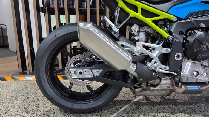 2026 BMW Motorrad S 1000 R BLUE