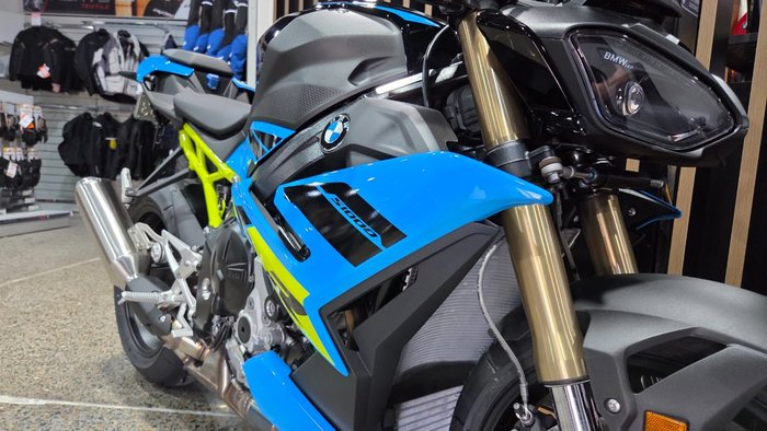 2026 BMW Motorrad S 1000 R BLUE