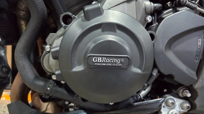 2021 Triumph STREET TRIPLE S 660 LAMS RED