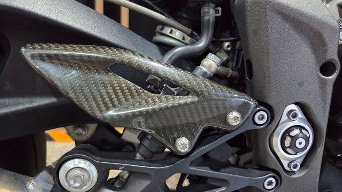 2021 Triumph STREET TRIPLE S 660 LAMS RED