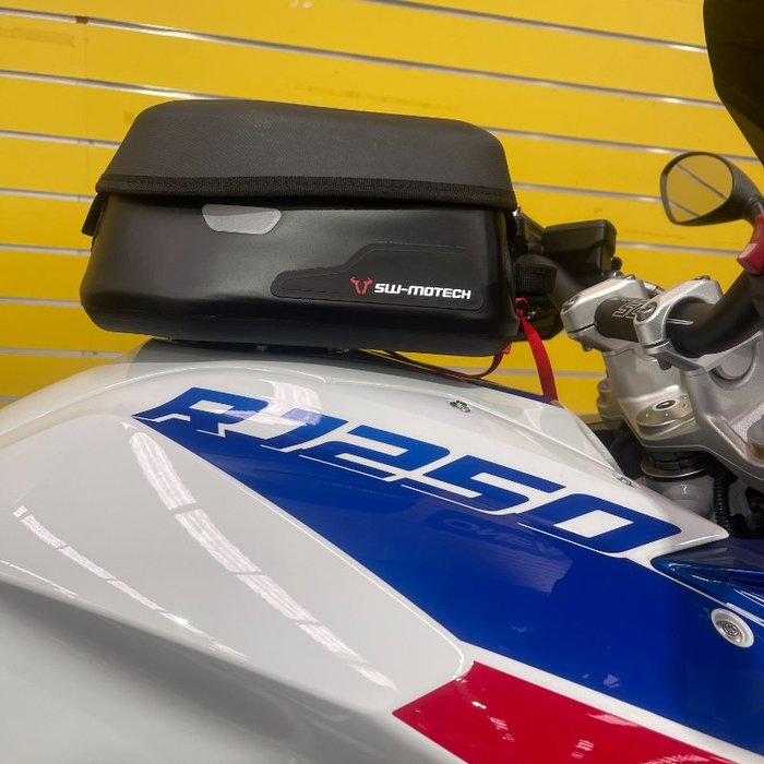 2023 BMW Motorrad R 1250 RS White