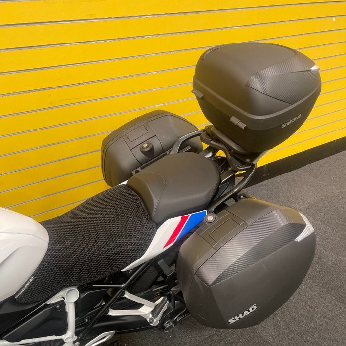 2023 BMW Motorrad R 1250 RS White